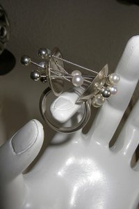 Zilveren ring met parels