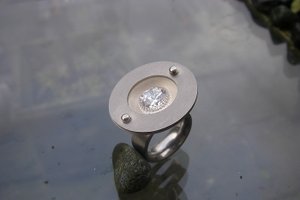 Edelstaal ring, zilver en titanium