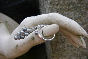 Zilveren ring met grijze parels